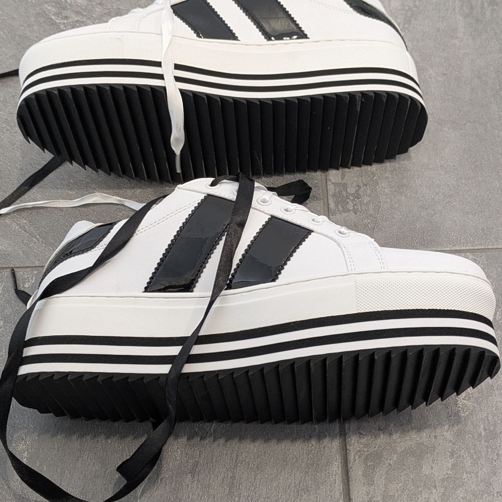 Y2K Chunky Platform Striped Sneakers White & Black Patent - Size 41 NWOT - Picture 5 of 7